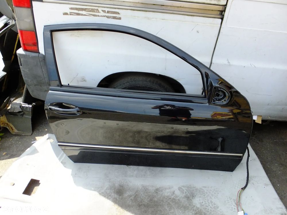 drzwi prawe mercedes CLC CL203 W203 2009r