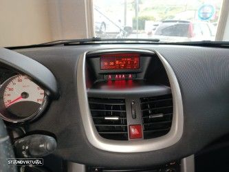 Peugeot 207 1.4 VTi Sportium - 20
