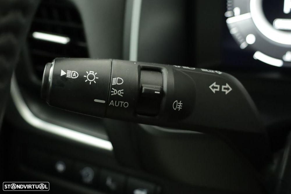 Nissan Qashqai 1.3 DIG-T N-Connecta LED Xtronic - 16