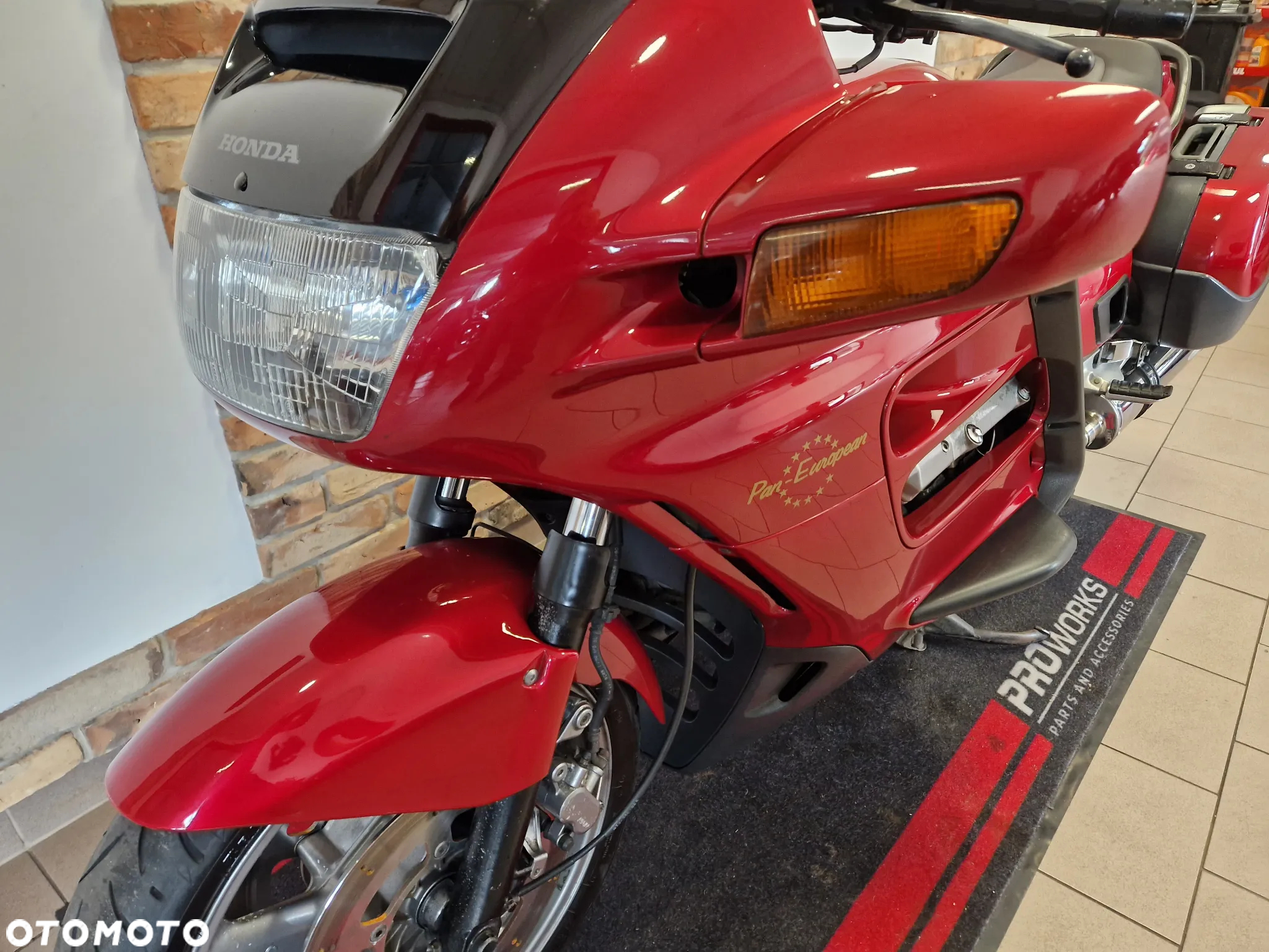 Honda ST - 10