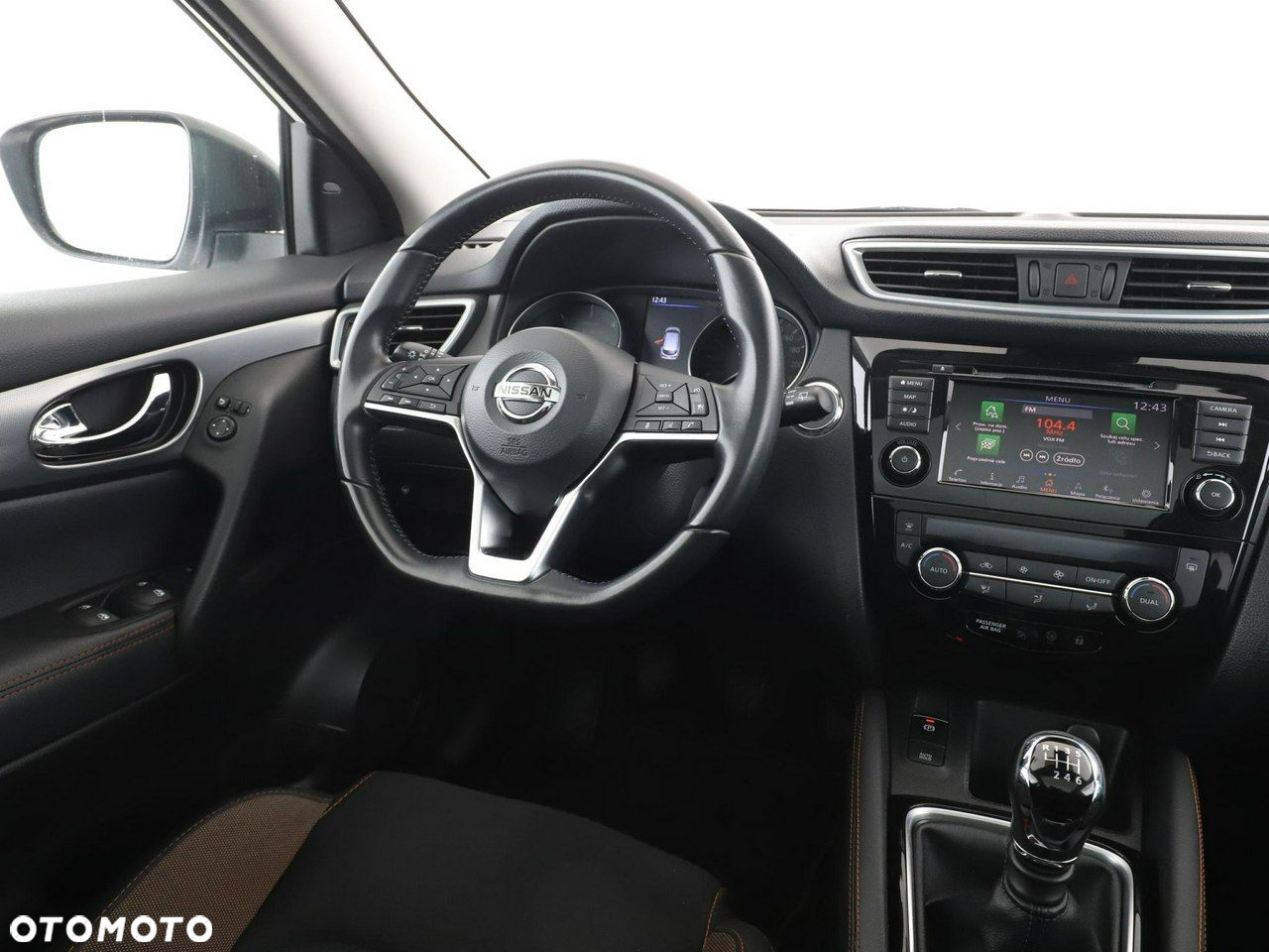 Nissan Qashqai 1.7 dCi N-Connecta - 16
