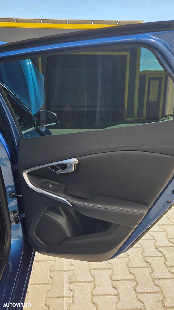 Volvo V40 - 11