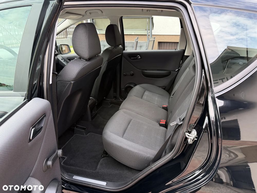 Mercedes-Benz Klasa A 150 Elegance Edition 10 - 17