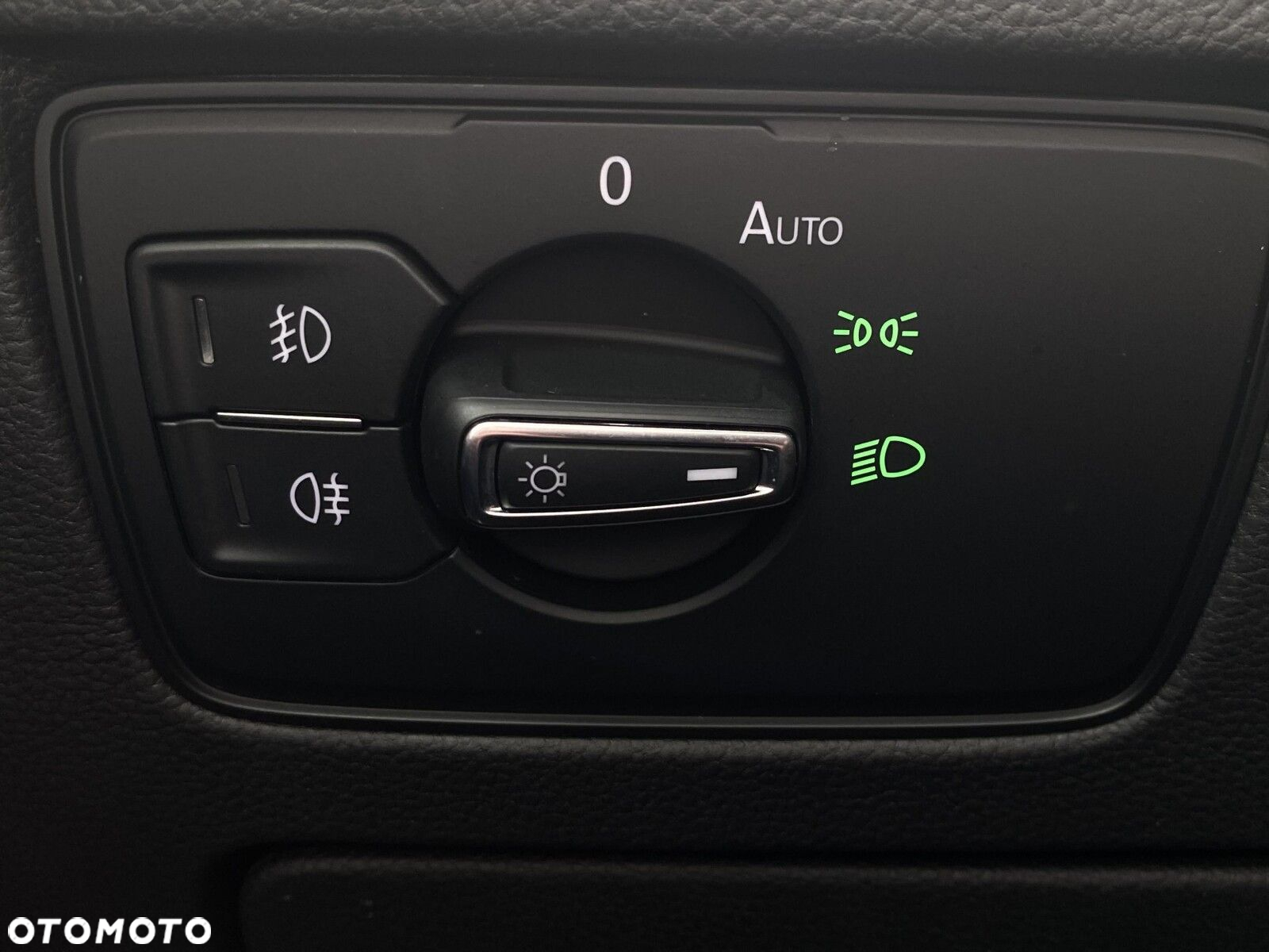 Volkswagen Passat 2.0 TSI Elegance DSG - 19