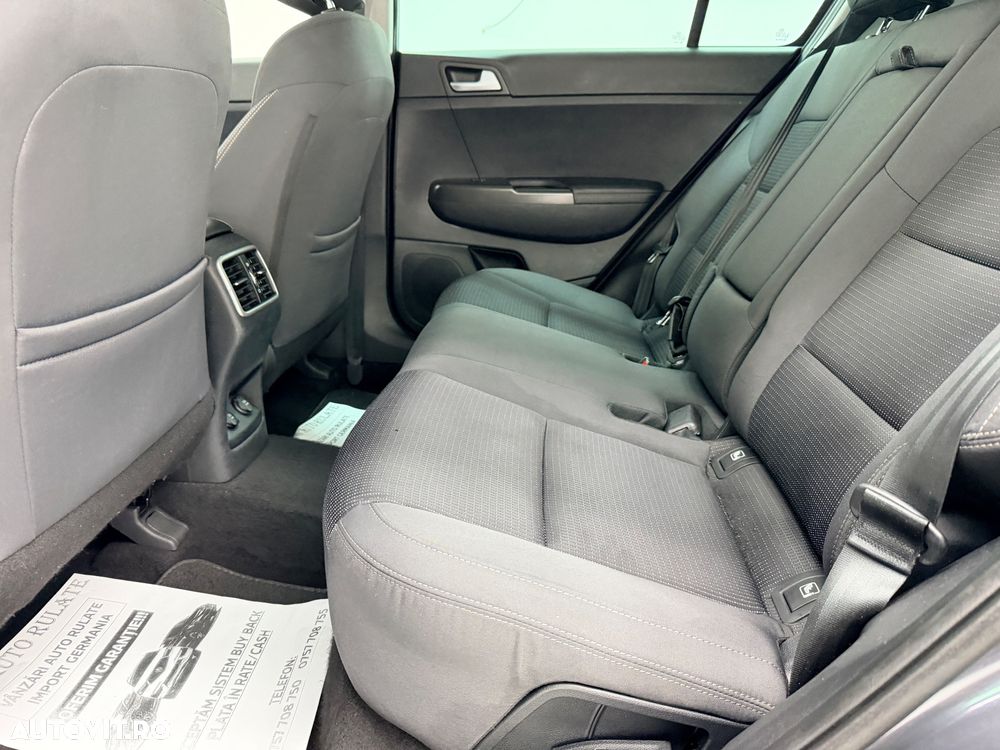 Kia Sportage 1.6 GDI 2WD Dream-Team Edition - 13