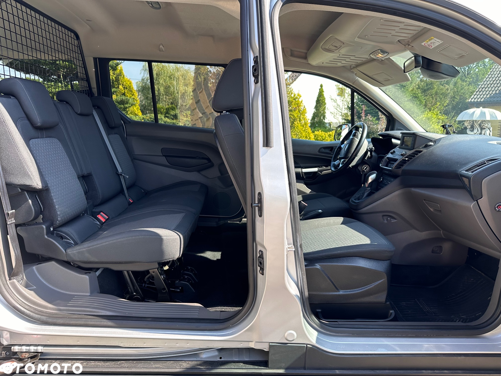 Ford Tourneo Connect Grand - 11