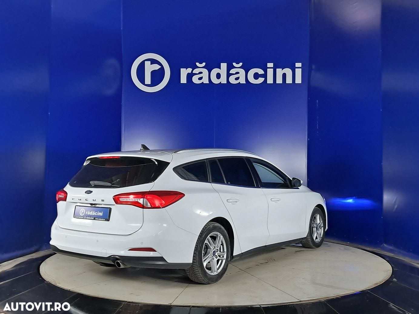 Ford Focus - 17
