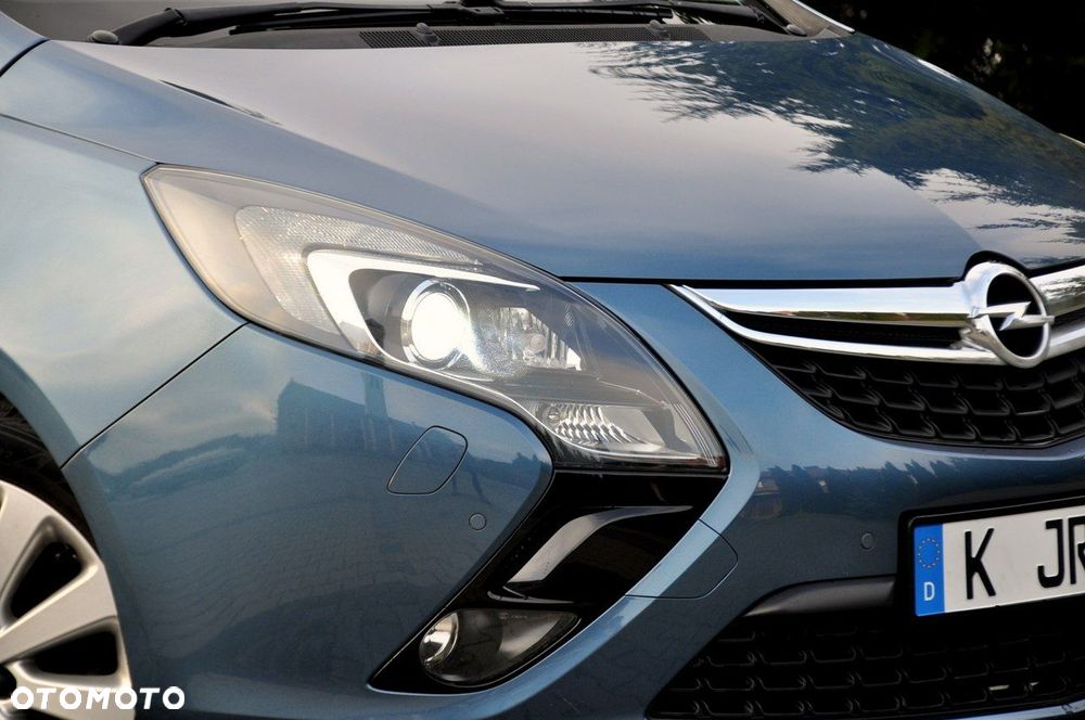 Opel Zafira - 12