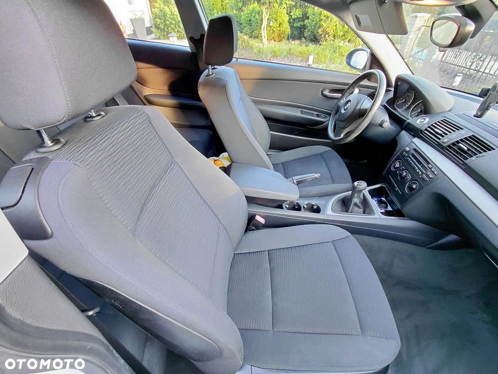 BMW Seria 1 116i - 17