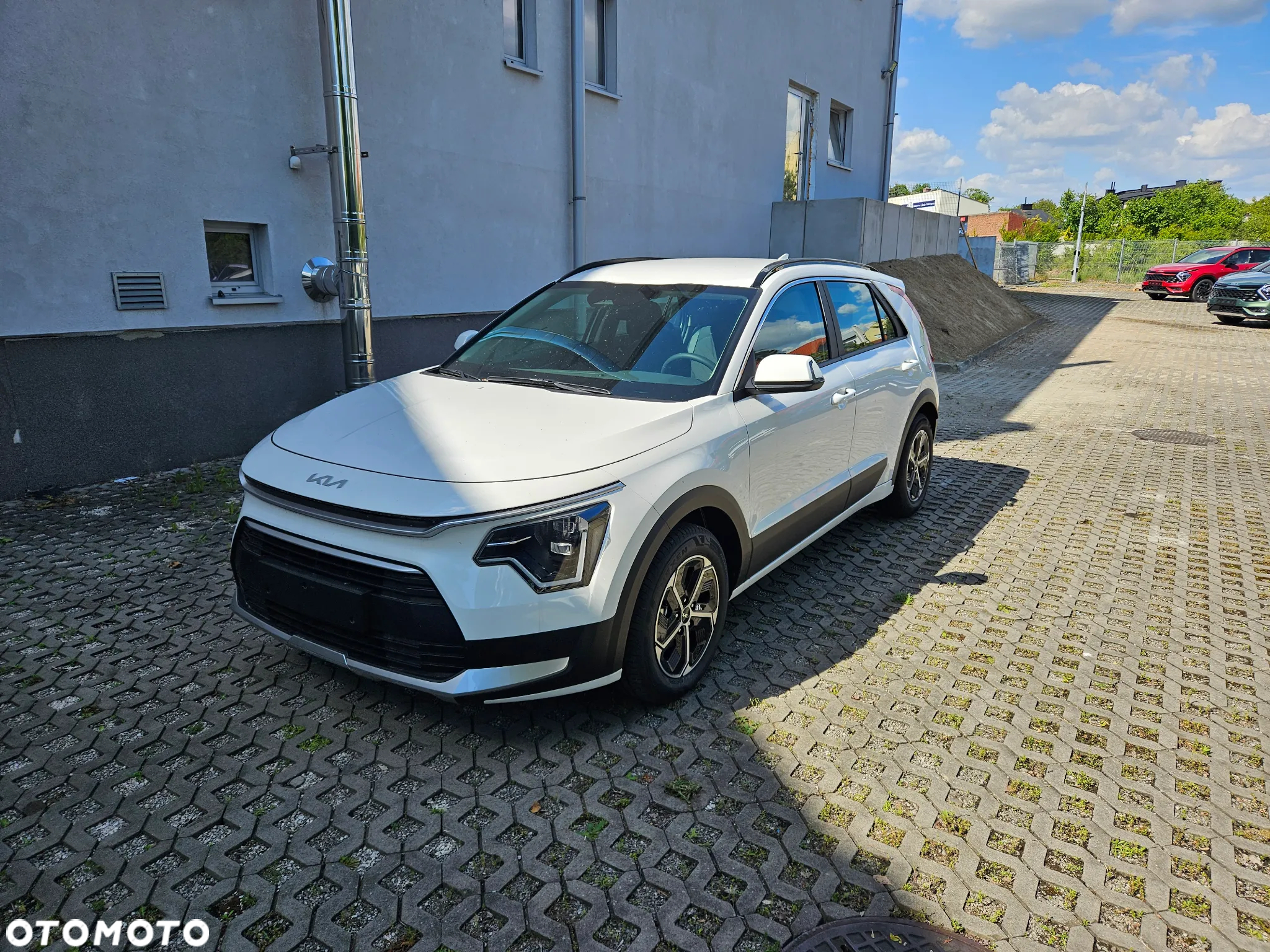 Kia Niro 1.6 GDI Hybrid M - 4