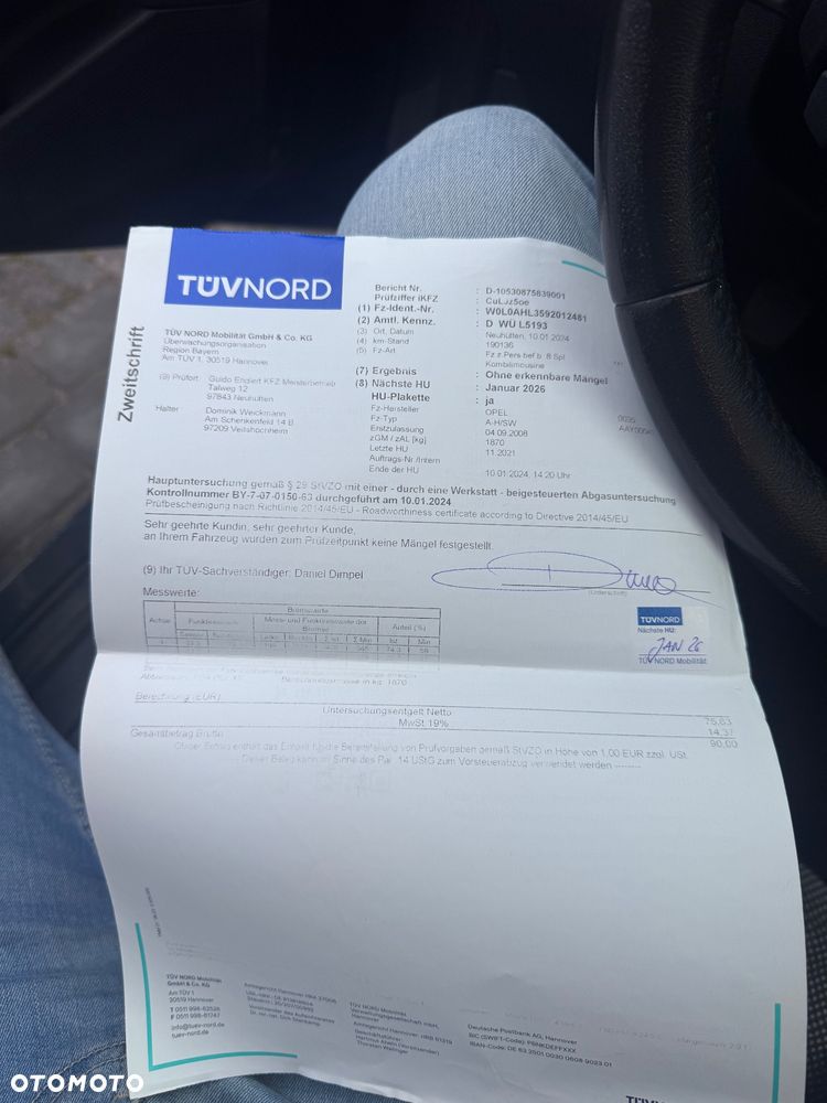 Opel Astra 1.8 Caravan Cosmo - 20
