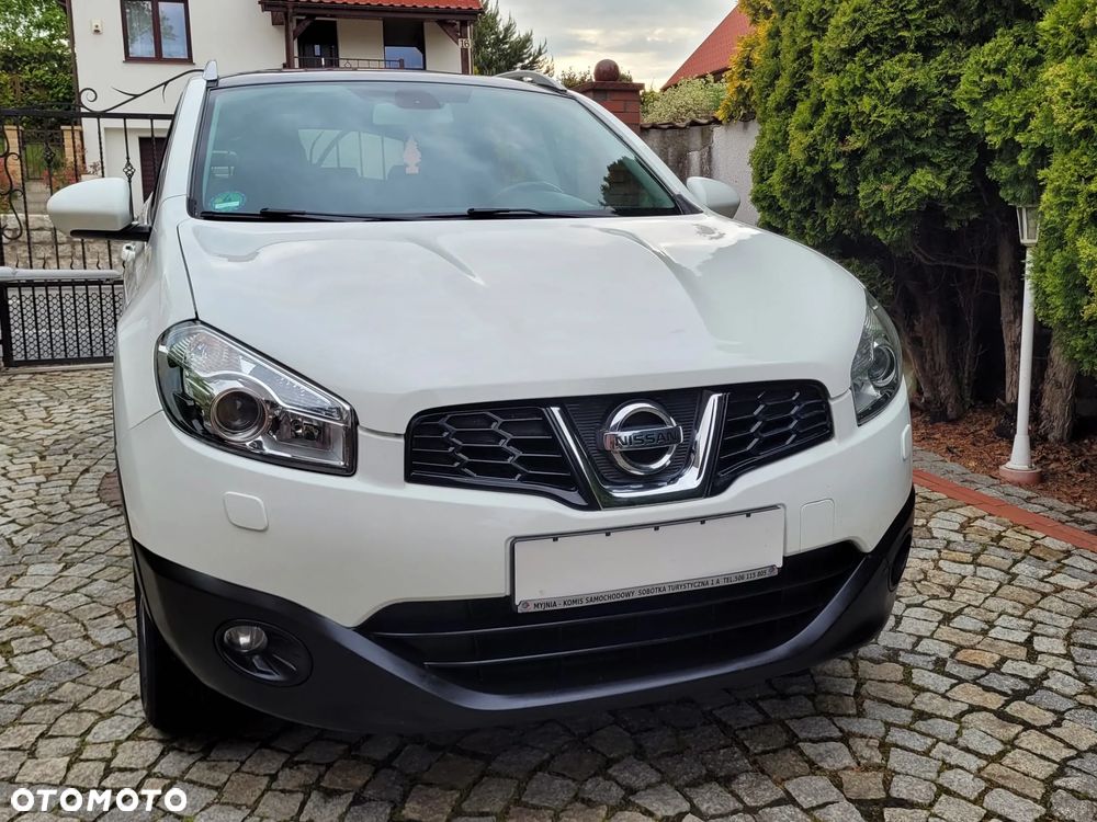 Nissan Qashqai 2.0 4x4 Tekna - 2