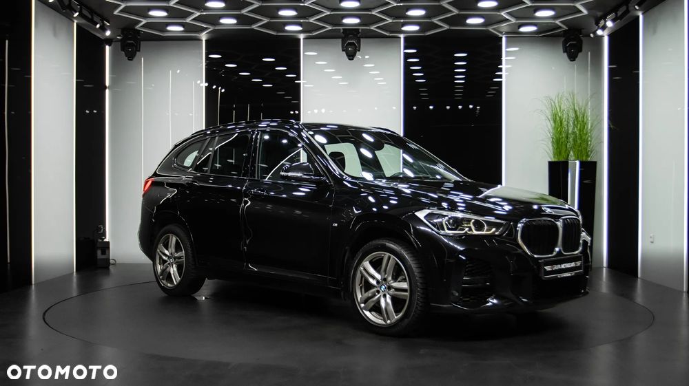 BMW X1 xDrive20i M Sport - 8