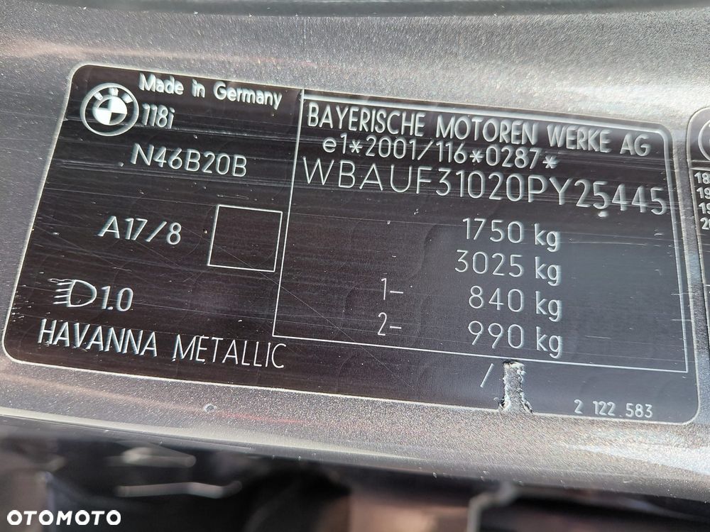 BMW Seria 1 - 27