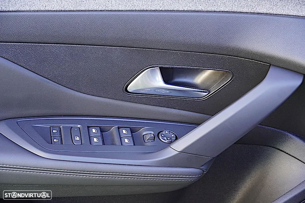 Peugeot 308 SW 1.6 Hybrid Allure Pack e-EAT8 - 13