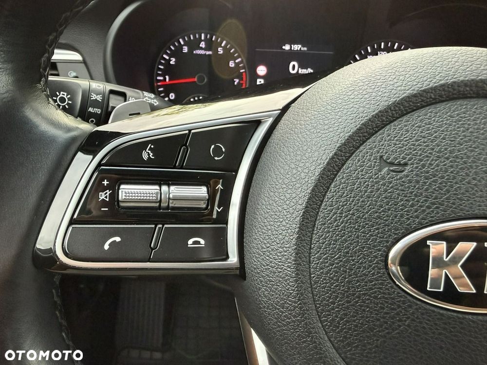 Kia Optima - 28