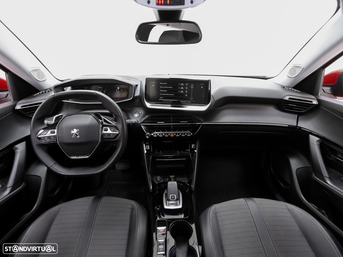 Peugeot 2008 1.5 BlueHDi Allure EAT8 - 6