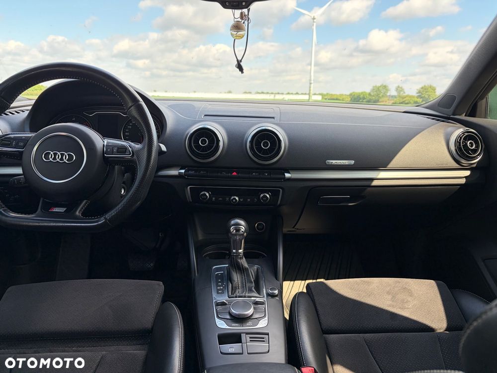Audi A3 Sportback 2.0 TDI clean diesel Quattro Ambiente S tronic - 17