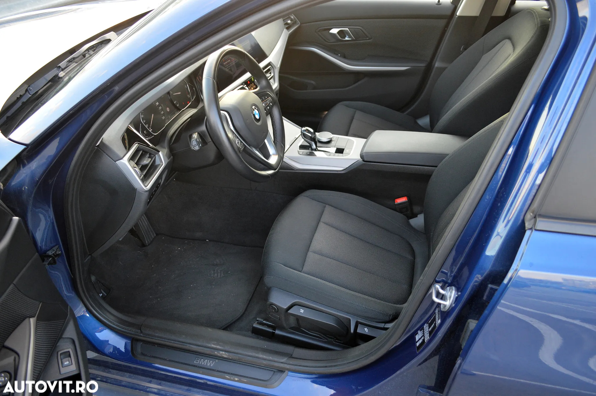 BMW Seria 3 318d Touring Aut. Advantage - 6