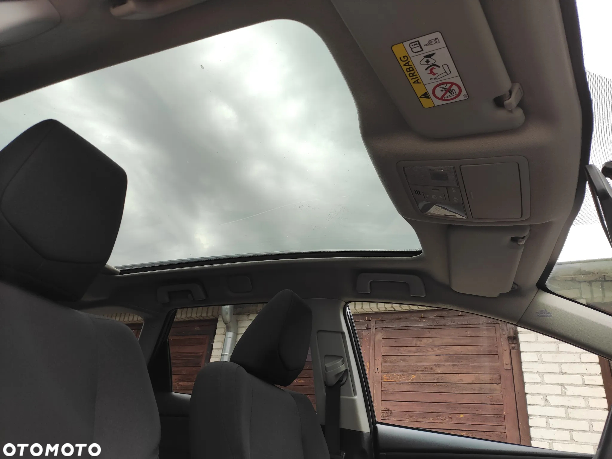 Toyota Auris 1.8 HSD Luna - 18