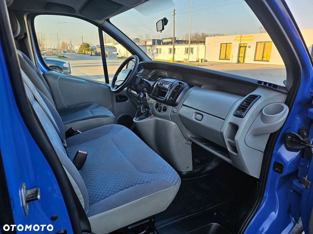 Renault Trafic - 11