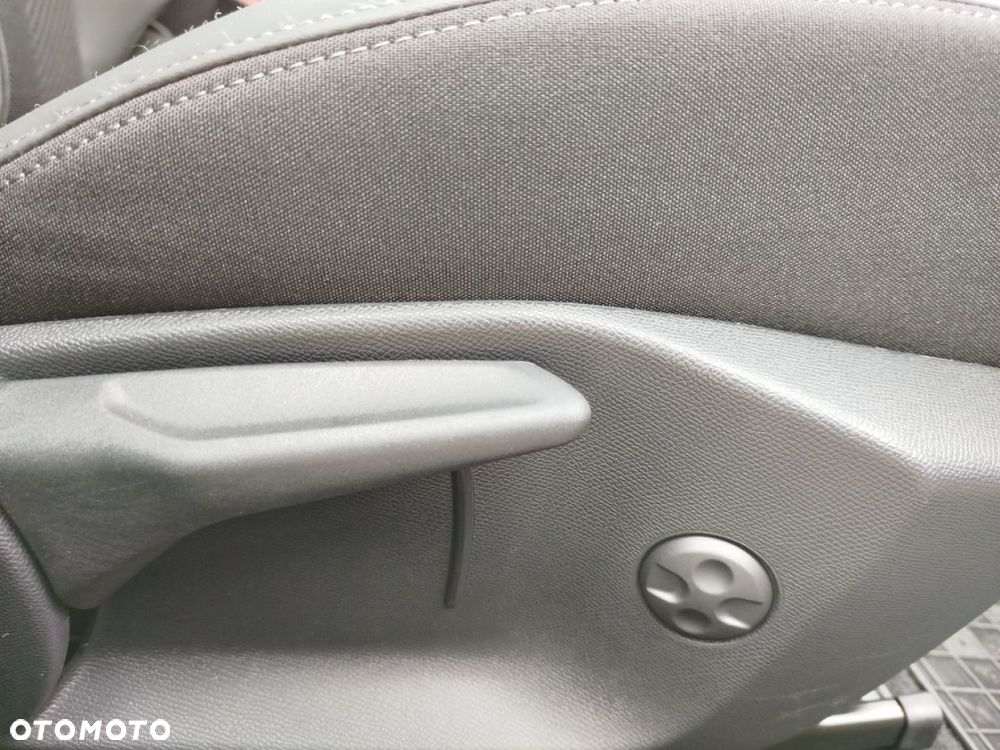 Peugeot 308 - 19