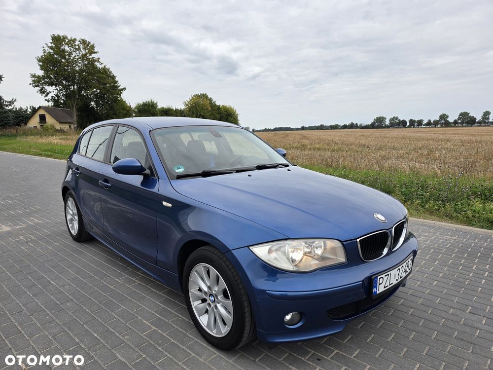 BMW E87 2006 photo 2