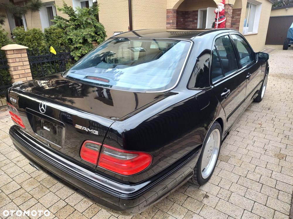 Mercedes-Benz Klasa E - 4