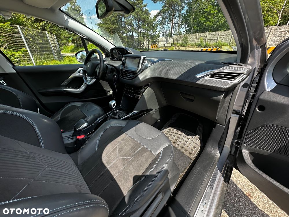 Peugeot 2008 BlueHDi FAP 120 STOP & START Crossway - 20