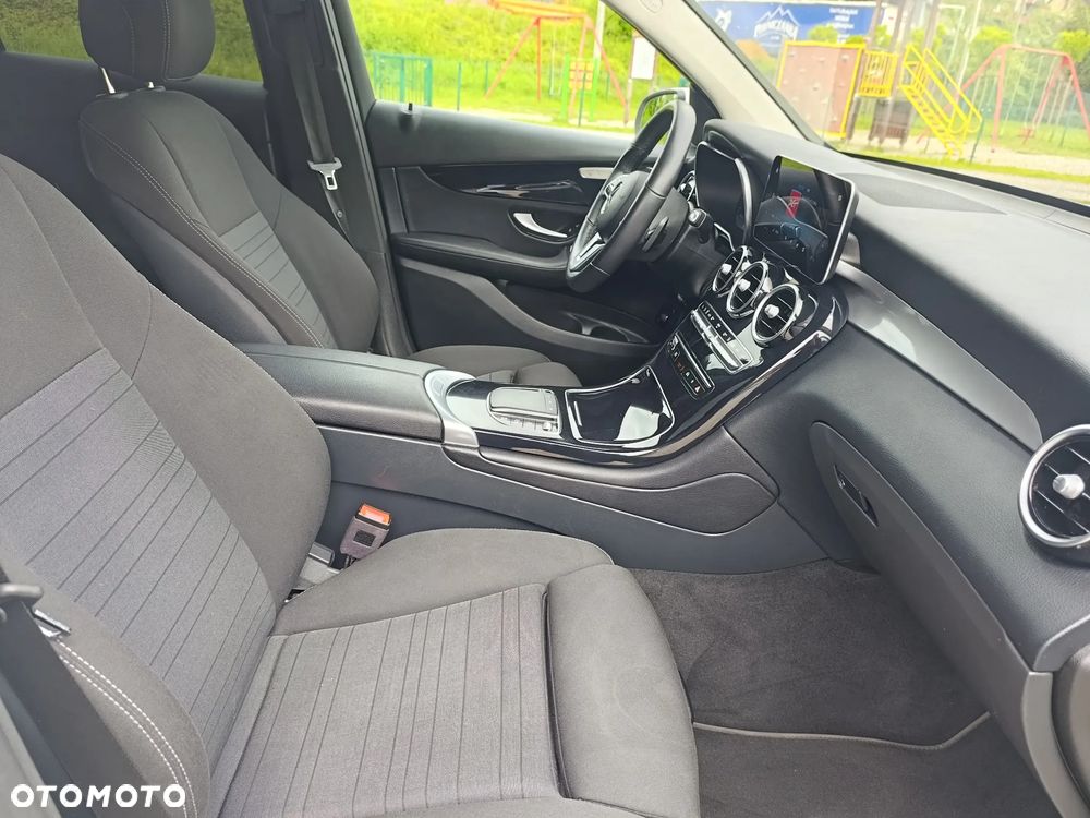 Mercedes-Benz GLC 220 d 4Matic 9G-TRONIC - 17