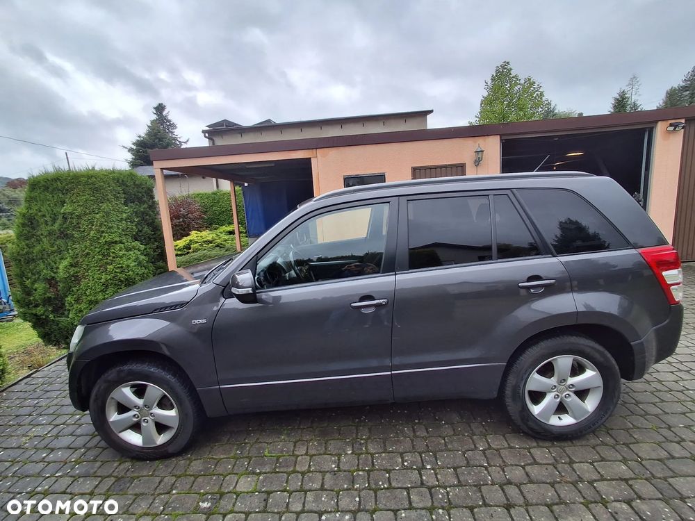 Suzuki Grand Vitara 1.9 DDiS Comfort + DPF - 1