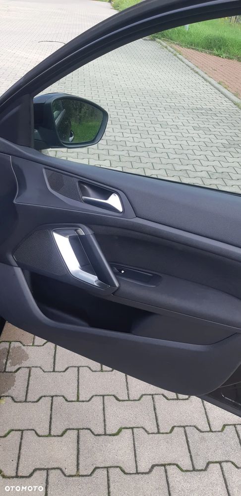 Peugeot 308 SW BlueHDi 150 Automatik Stop & Start Allure - 25