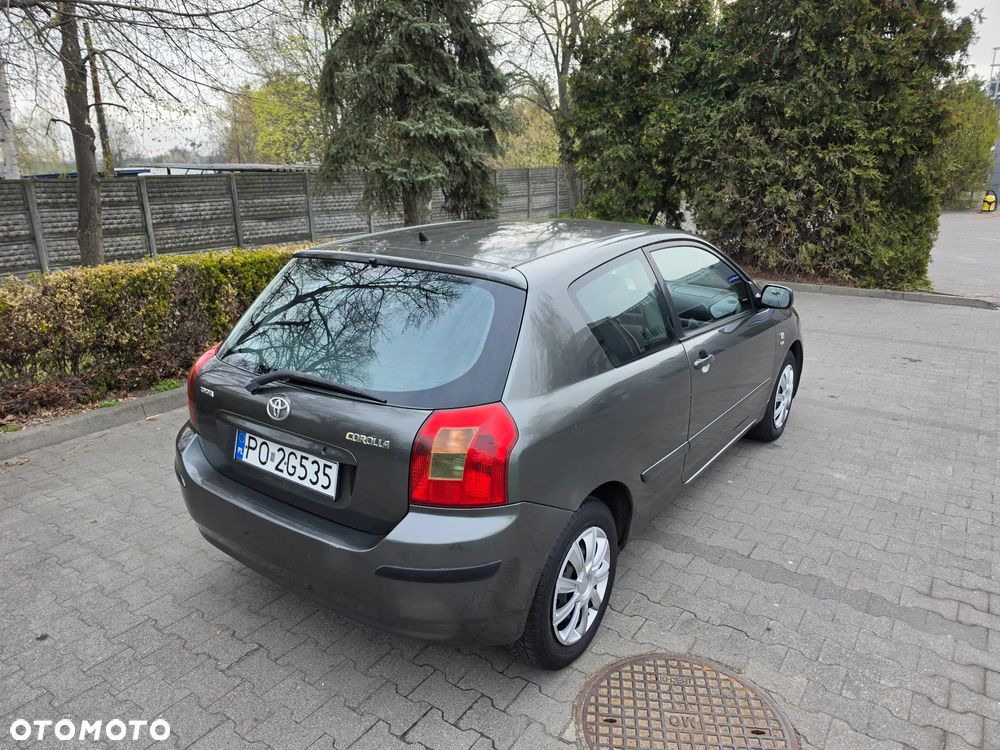 Toyota Corolla 1.4 VVT-i Base - 3