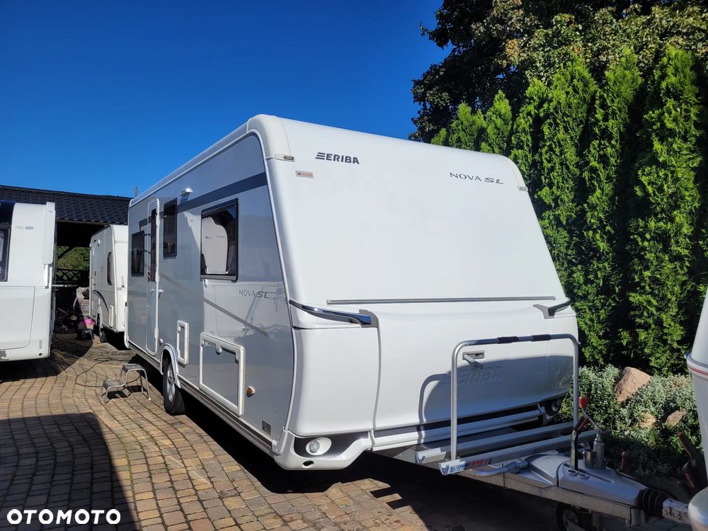 Hymer-Eriba Nova 530SL, ALDE zimowa przyczepa