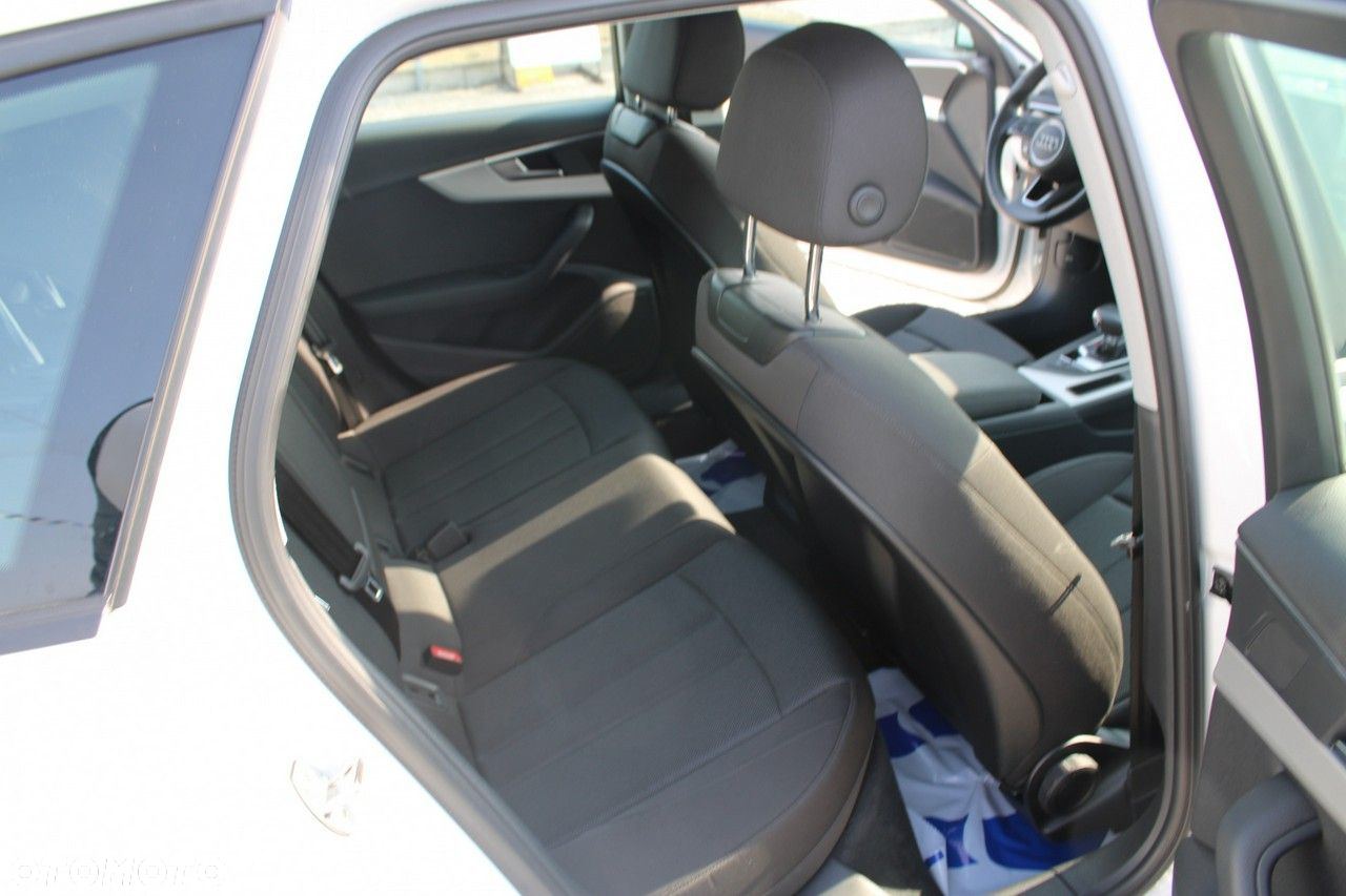 Audi A4 - 33