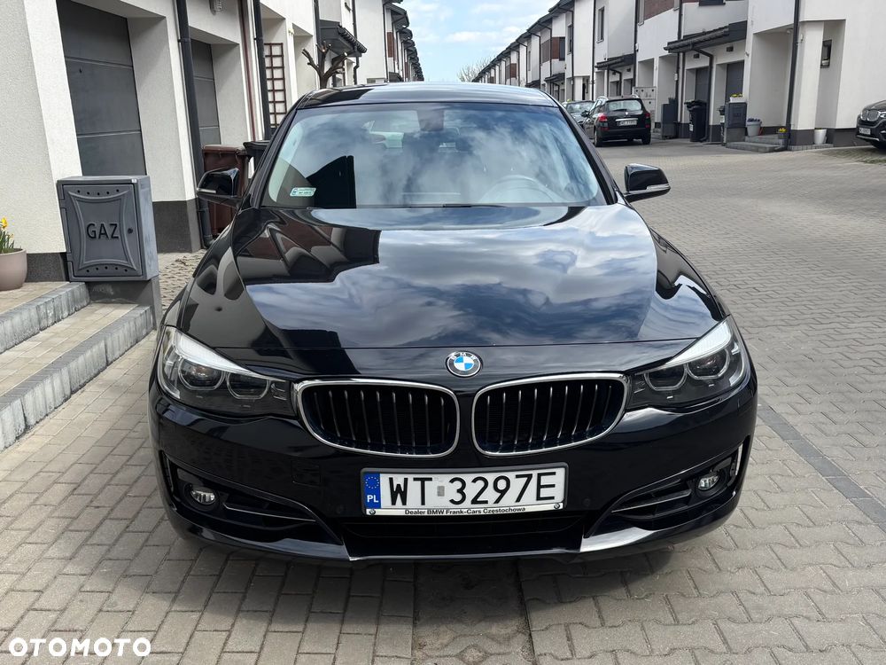BMW 3GT 320i Sport Line - 3