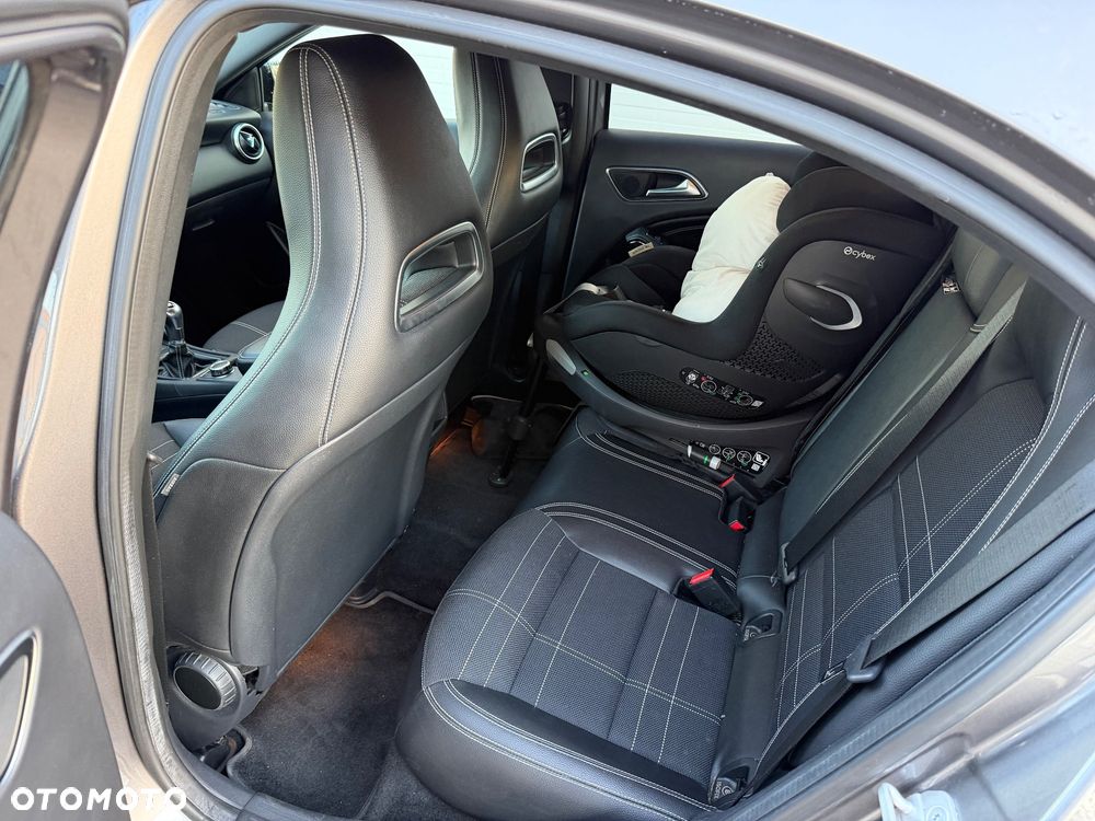 Mercedes-Benz Klasa A 180 (BlueEFFICIENCY) Urban - 7