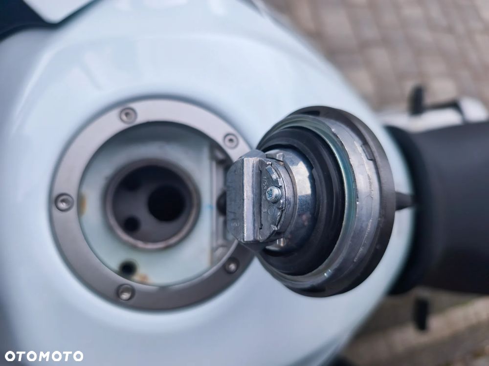 Honda CB - 13