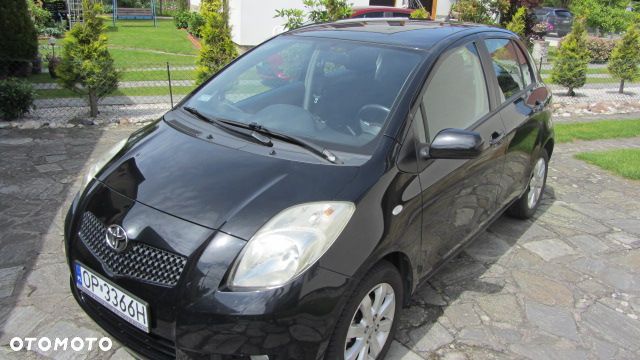 Toyota Yaris 1.3 Luna A/C - 1