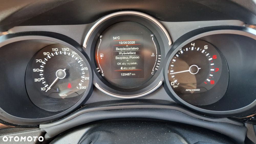 Fiat 500L City Cross 1.4 16V - 21