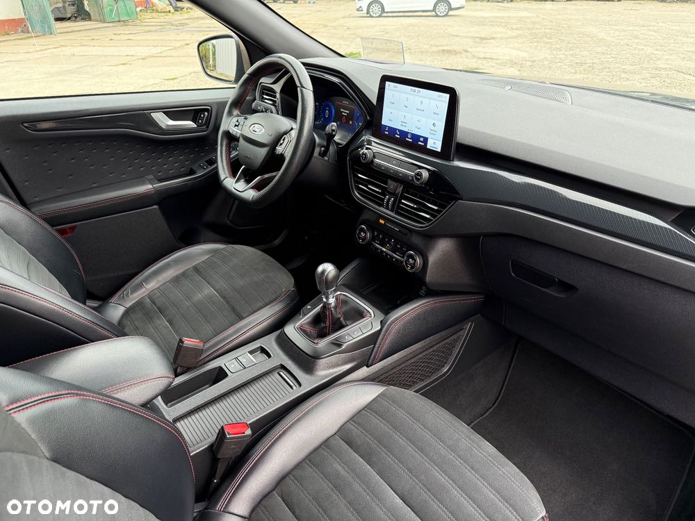 Ford Kuga 2.0 EcoBlue Hybrid ST-LINE X - 4