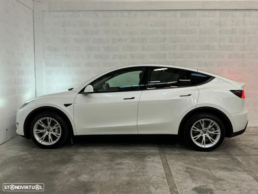 Tesla Model Y Long Range Dual Motor AWD - 53