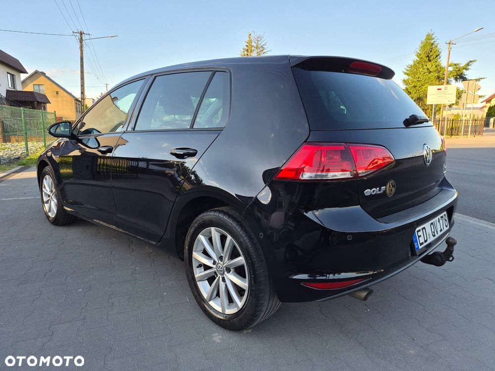 Volkswagen Golf - 3