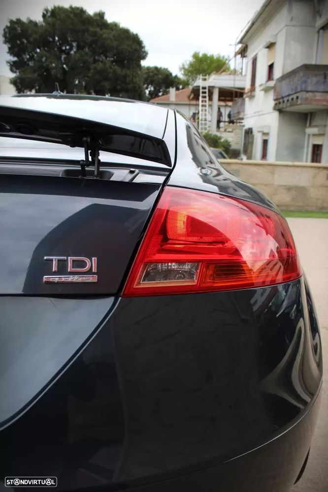 Audi TT Coupé 2.0 TDI quattro - 26