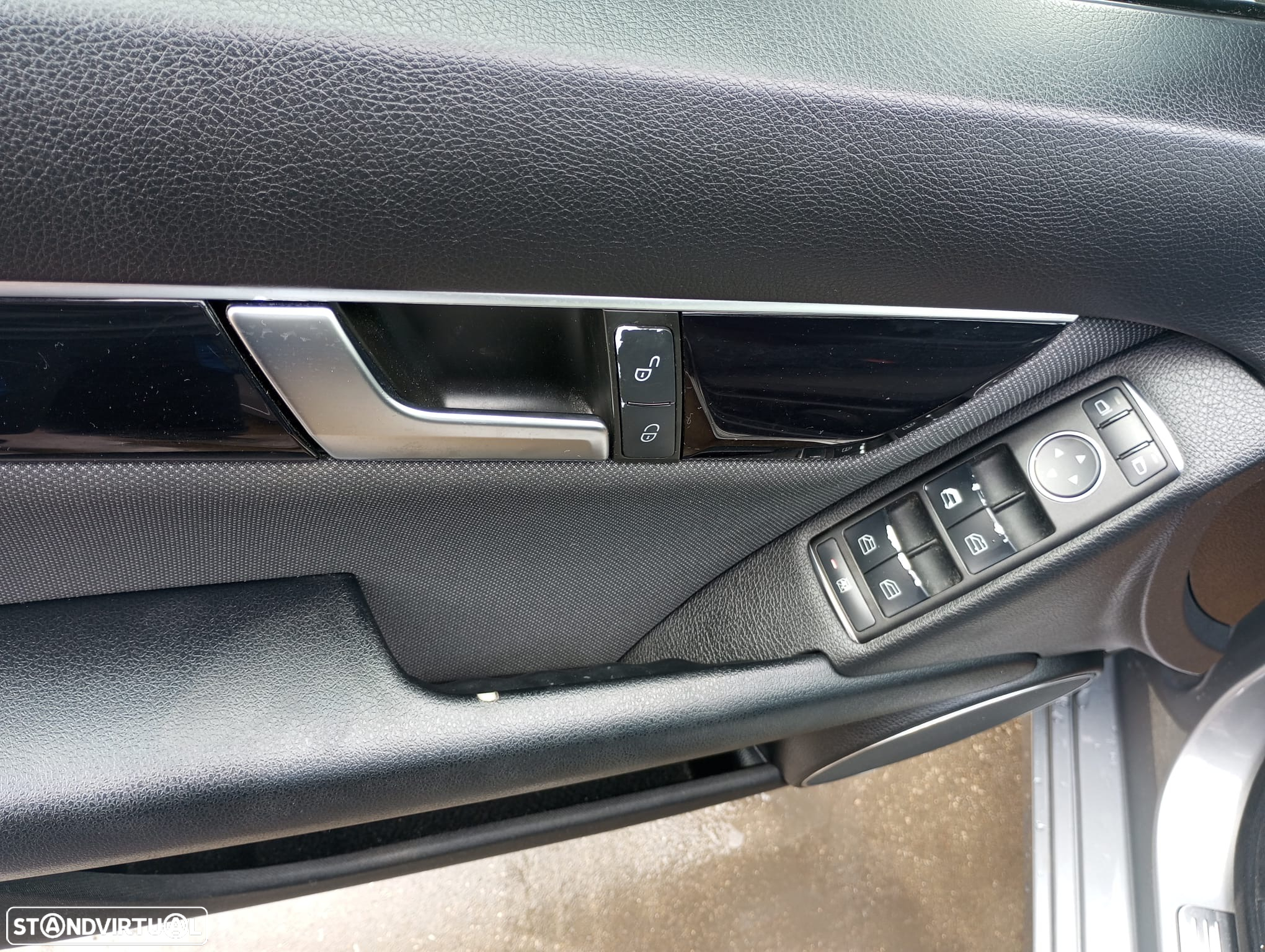 Mercedes-Benz C 180 CDi Avantgarde BlueEfficiency - 11