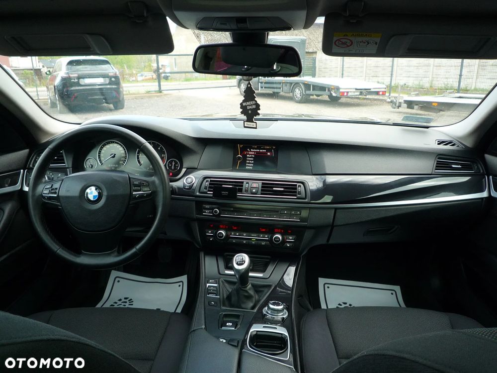 BMW Seria 5 520d - 20