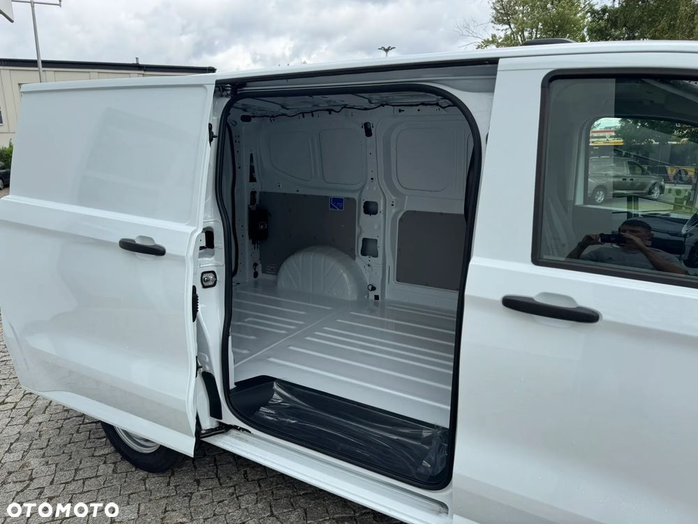 Volkswagen Nowy Transporter - 5