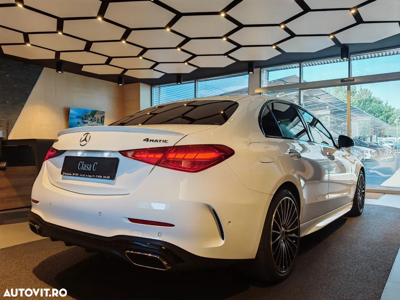 Mercedes-Benz C 300 d MHEV 4MATIC - 13