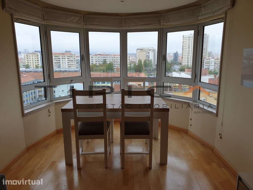Apartamento a 150 metros do metro Olaias - Grande imagem: 2/12