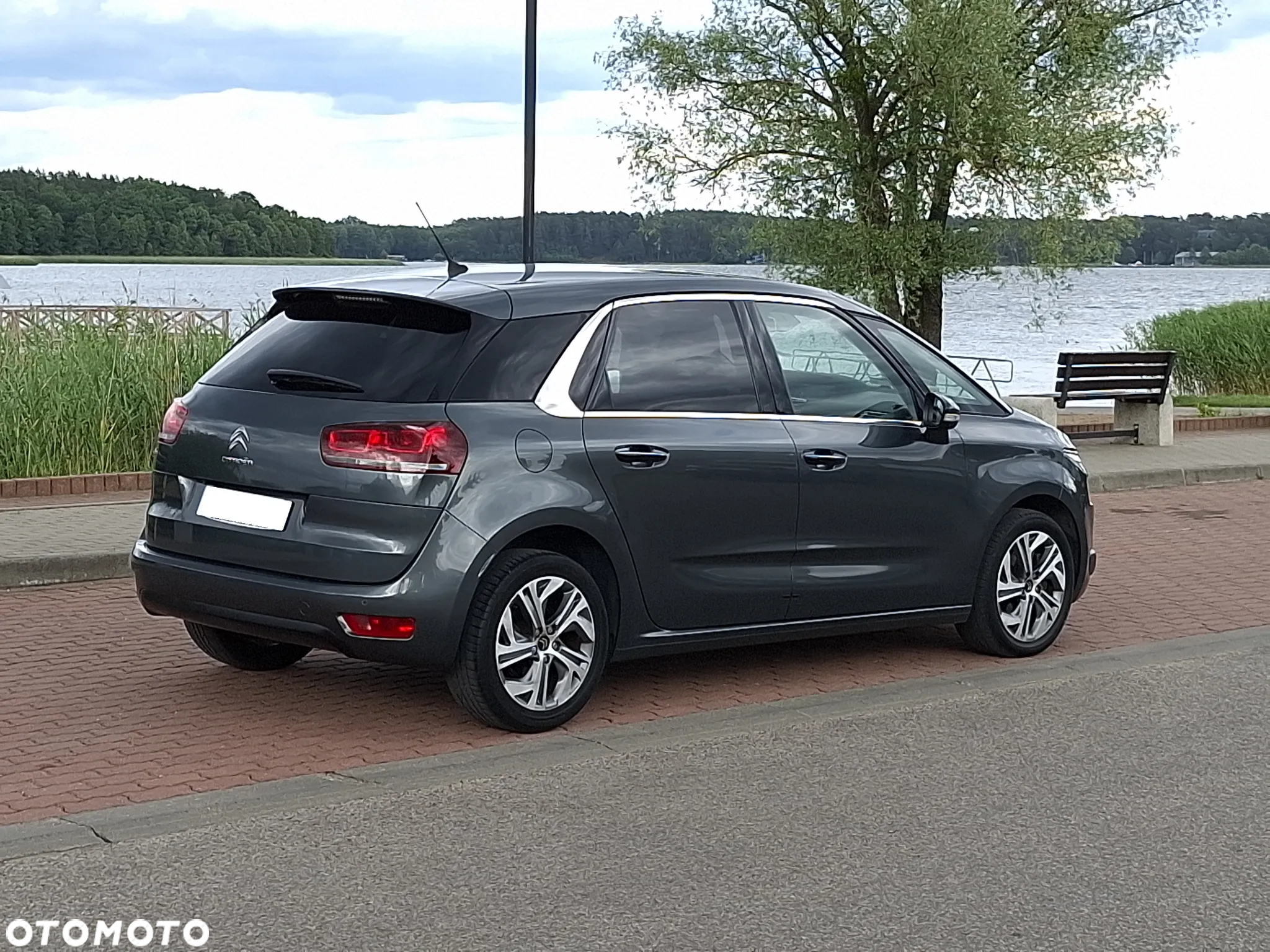 Citroën C4 Picasso 1.6 e-HDi Exclusive - 3